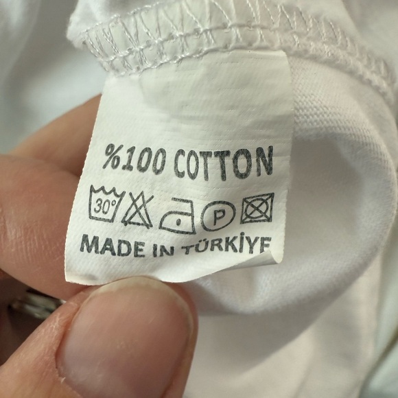 1989 Taylor's Version Shirt, Taylor Swift Re-Recorded Album Womens Sz L 19" PTP - Picture 5 of 7